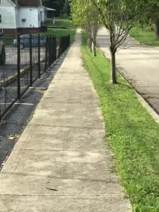 lawn mowing service pontoon beach il